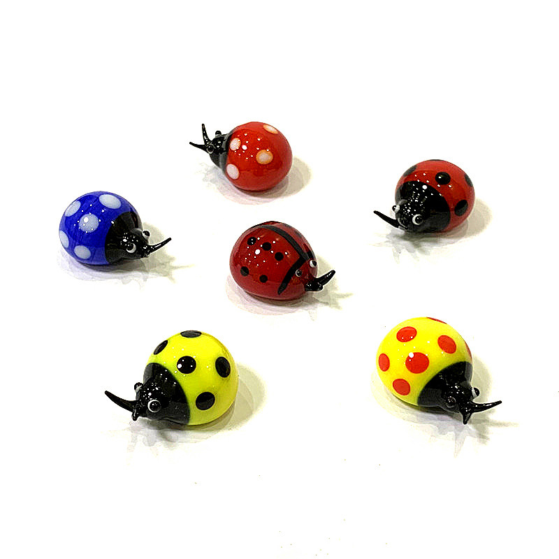 Miniaturas coloreadas ladybug  - Bonsai Garden Chinese Garden reseña y precio